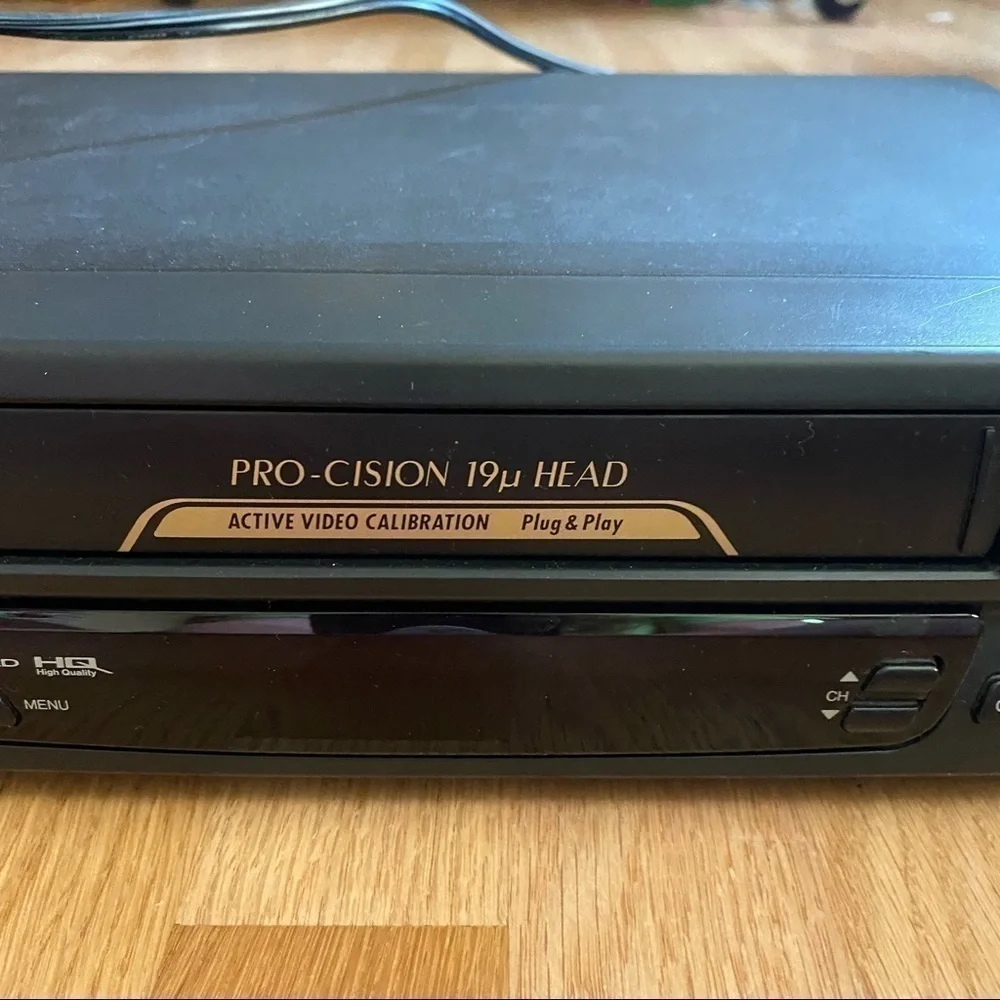 JVC HR-J443U Pro-cision 19u Head VCR Shuttle NO REMOTE Only Power Cord